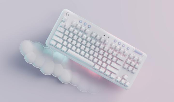 Actual product image Logitech G715 (CH, Wireless, Cable)