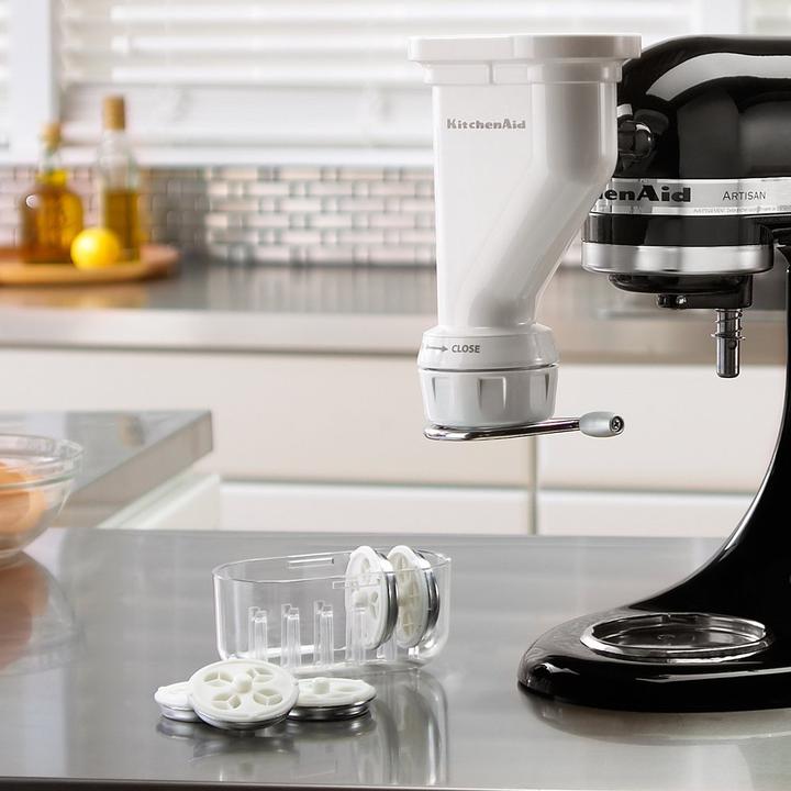 Produktbild KitchenAid Röhrennudelvorsatz