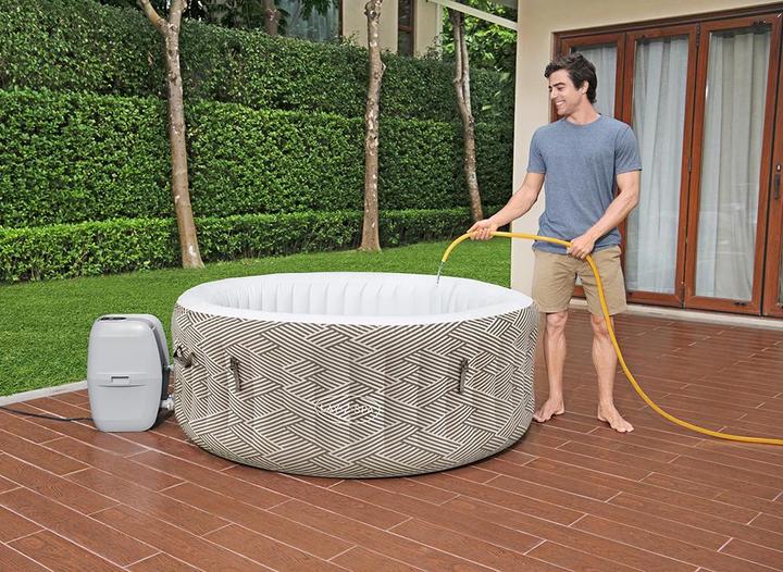 Actual product image Bestway Lay-Z-Spa Madrid (4 pers.)