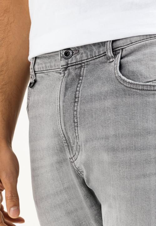 Produktbild Camel Active Jeans in Tapered Fit mit Smartphone Tasche (W33/L36)
