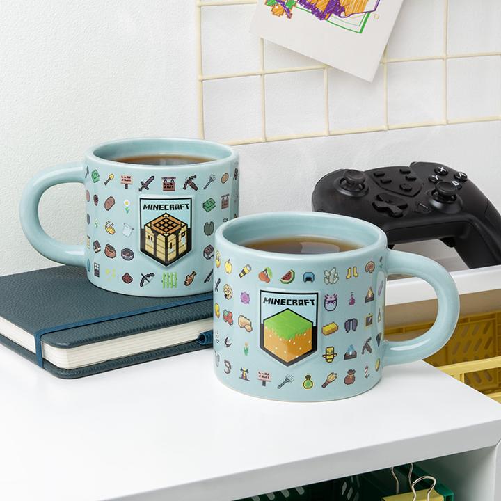 Actual product image Paladone Products Minecraft Embossed Mug (400 ml, 1 x)