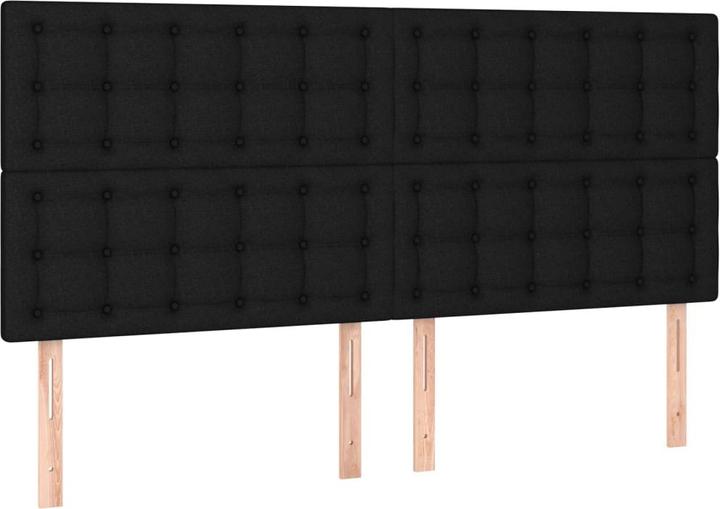 Schwarz