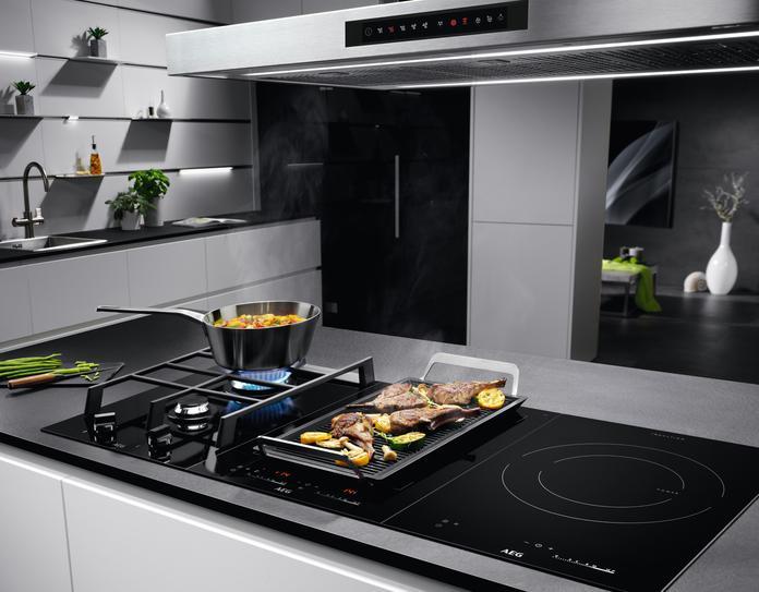 Actual product image AEG Plancha
