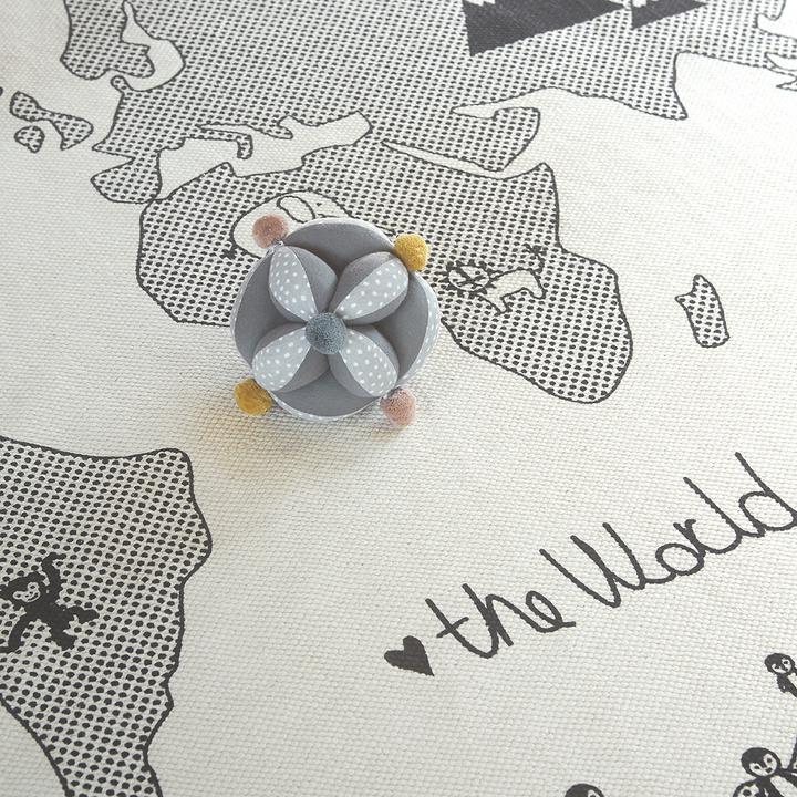 Immagine prodotto Oyoy Il mondo (135 x 135 cm)
