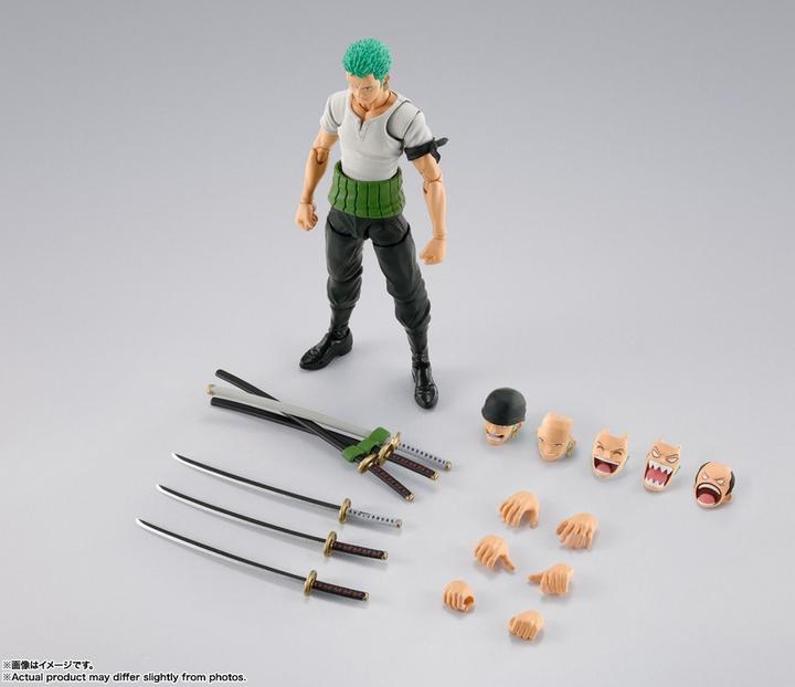 Actual product image Bandai One Piece S.H.Figuarts Roronoa Zoro Romance Dawn Version