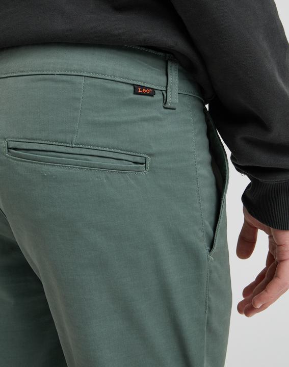 Actual product image Lee Leesures Slim Chino (W32/L34)