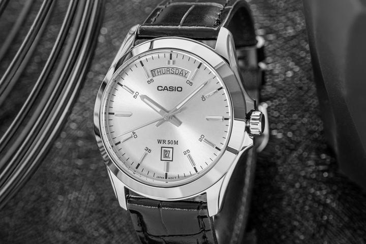 Produktbild Casio Enticer Gent (Analoguhr, 45 mm)