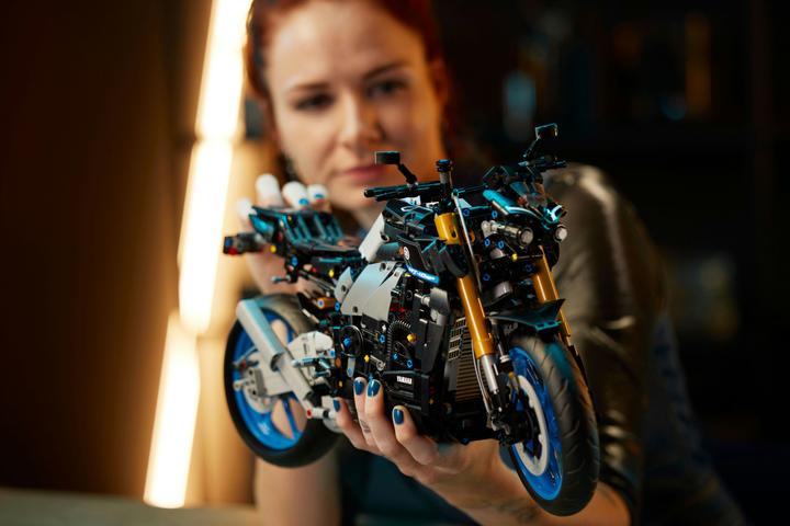Image du produit LEGO Yamaha MT-10 SP (42159, Technic) (42159, LEGO Technic)