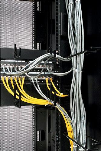 Actual product image APC Cable Organizer Horizon. 2U AR8426A