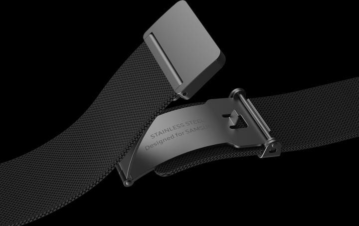 Actual product image Samsung Watch 4 Band (20 mm, Metal)
