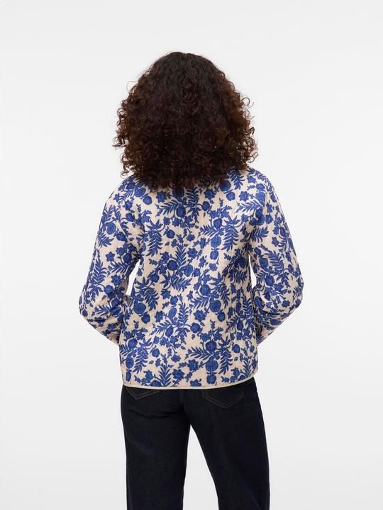 Actual product image Vero Moda VMCLARA Jacke Steppjacke (L)