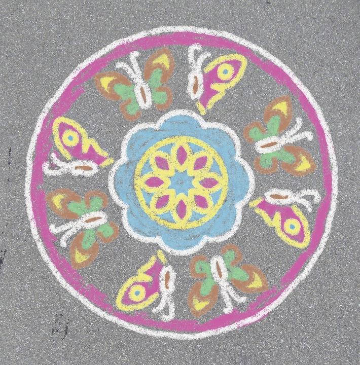 Produktbild Ravensburger Mandala Outdoor Flowers & Butterflys (Mehrfarbig)