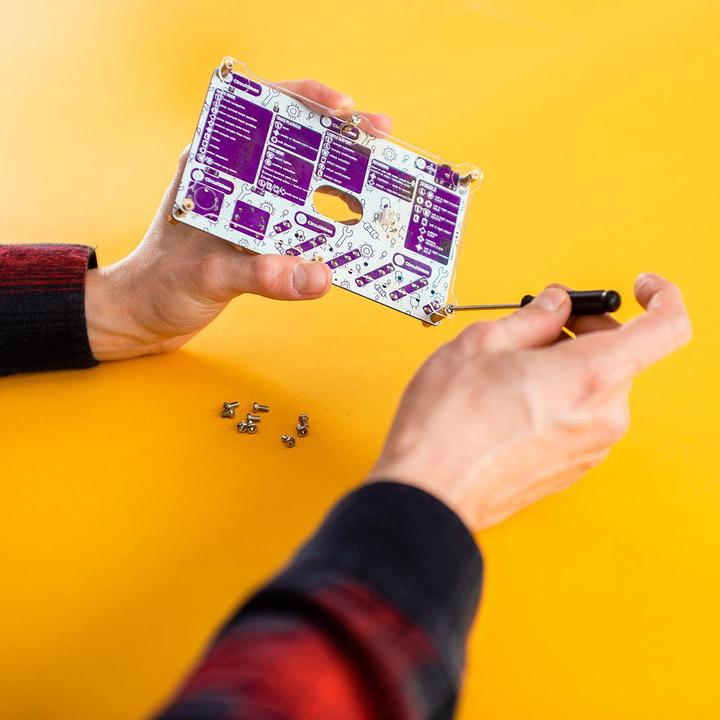 Actual product image CircuitMess Synthia - Synthesizer - Electronics kit