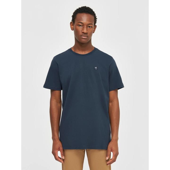 Produktbild KnowledgeCotton Apparel Badge Tee Total Eclipse (M)