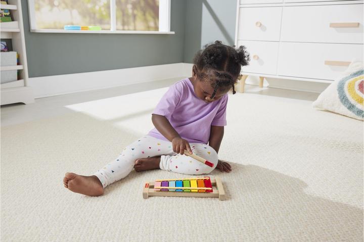 Produktbild Fisher-Price Buntes Xylophon mit Hammerspiel aus Holz (Multilingual)