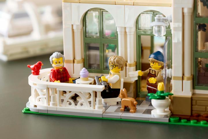 Immagine prodotto LEGO Il giardino botanico (21353, LEGO Ideas, Set LEGO rari)