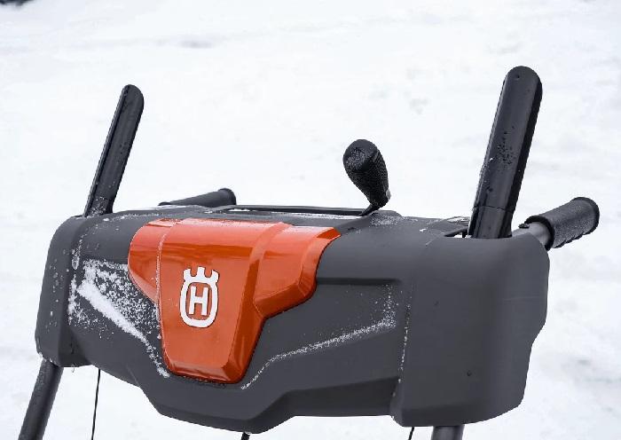 Actual product image Husqvarna ST124 (60 cm)