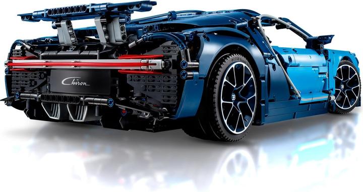 Actual product image LEGO Bugatti Chiron (42083, LEGO Technic, LEGO Rare Sets)
