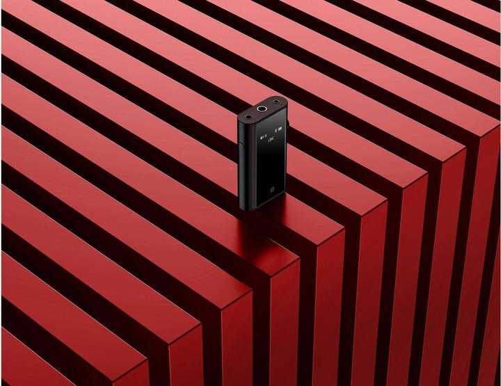 Actual product image Shanling UP5 (Display, Microphones, gain switch, USB-DAC, Bluetooth)