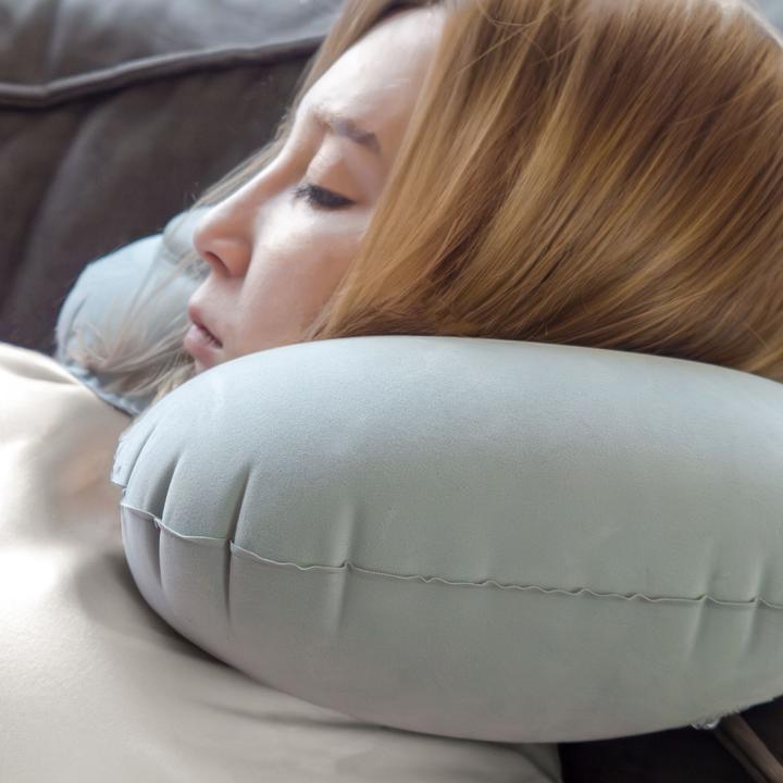Actual product image Intirilife Inflatable neck pillow (Head & neck pillow)