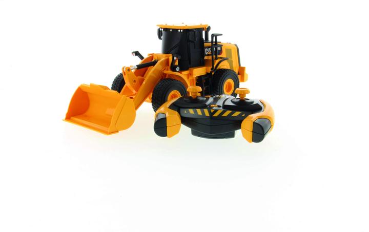 Actual product image Diecast Masters Wheel loader bucket
