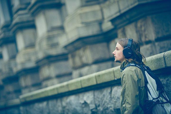 Produktbild Sony Mdr-Xb950b1 (18 h, Kabelgebunden)