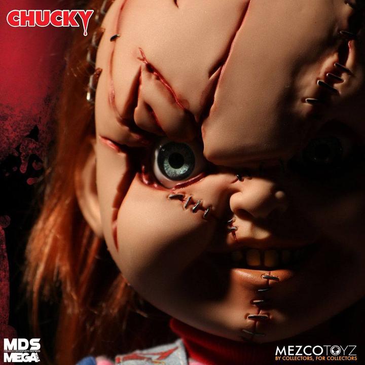 Immagine prodotto Mezco Toys Bambole morte viventi: Chucky la bambola assassina - Bambola parlante