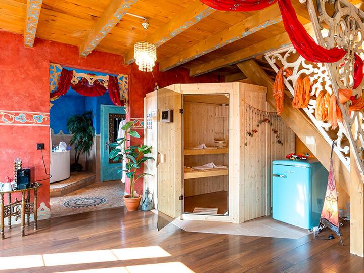 Image du produit Smartbox 1 nuit romantique en Loveroom avec souper et spa privatif près du lac de Thoune (2 pers.)