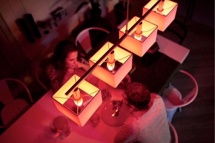 Immagine prodotto Philips Tonalità di bianco e colore Espansione dell'ambiente (E14, 6.50 W, 470 lm, 1 x, G)