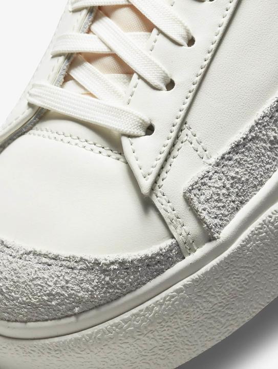 Produktbild Nike Blazer Low Platform Schuhe - 109183 (35.5)
