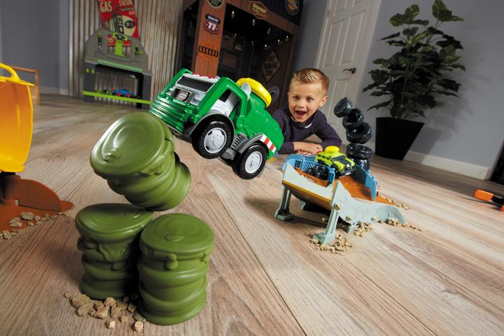 Actual product image Little Tikes Slammin' Racers Scrapyard Derby