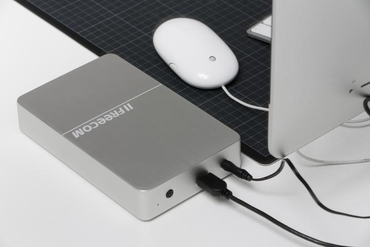 Produktbild Freecom mHDD Desktop Drive - 4TB Silver (4 TB)