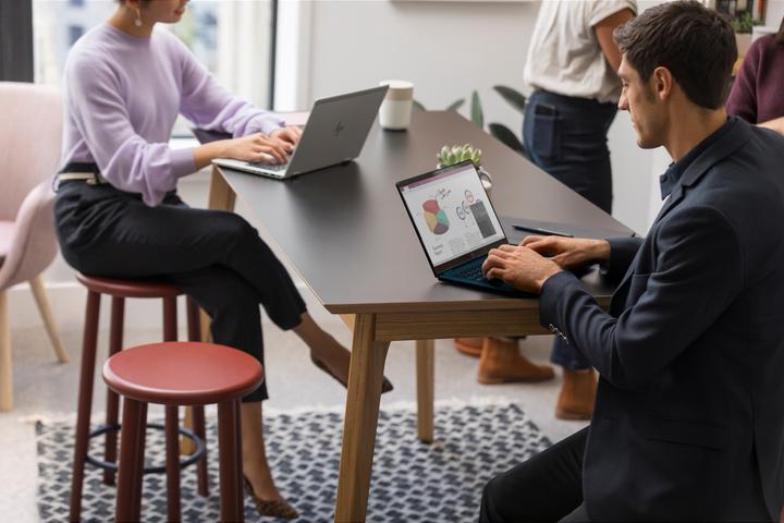 Image du produit HP EliteBook Ultra G1i (14", Intel Core Ultra 7 258V, 32 Go, 1000 Go, DE)