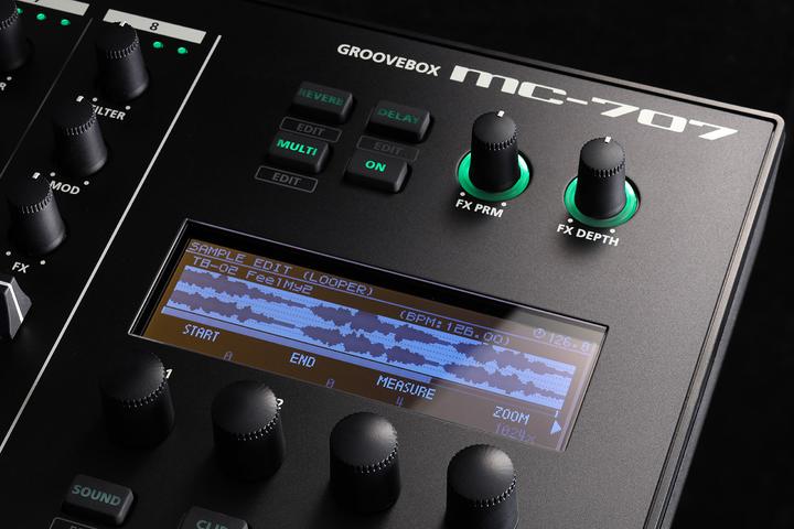 Actual product image Roland MC-707 (Groovebox)