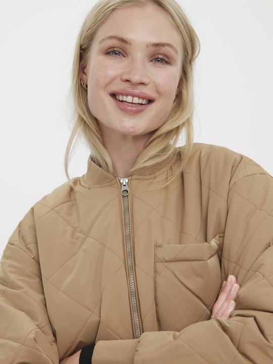Actual product image Vero Moda Quilted jacket (S)