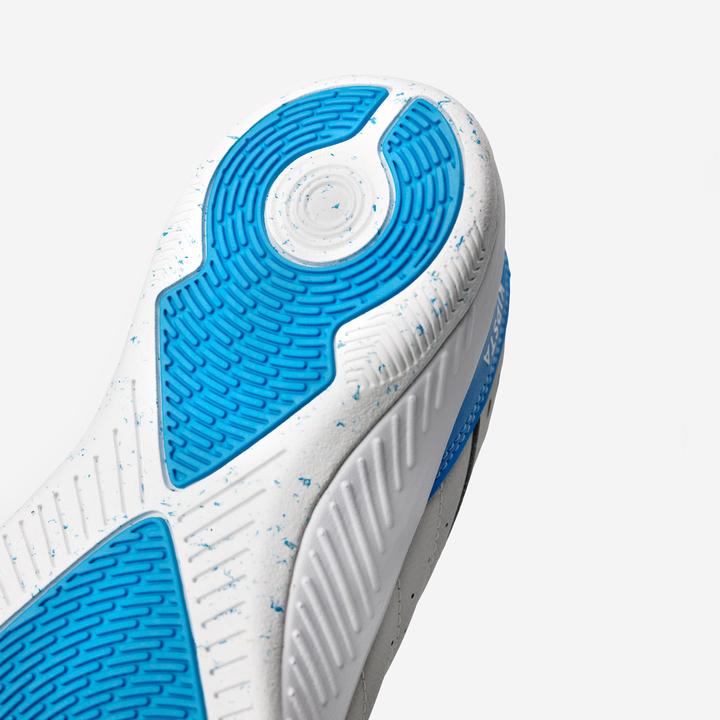Produktbild Kipsta Kinder Fussball Hallenschuhe Futsal - Eskudo 500 beige/blau (32)