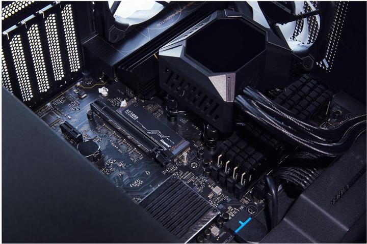 Actual product image Kingston KC3000 (1024 GB, M.2 2280)