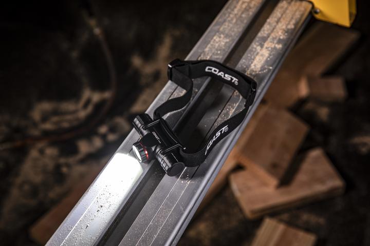 Actual product image Coast XPH30R - Headlamp (1000 lm)