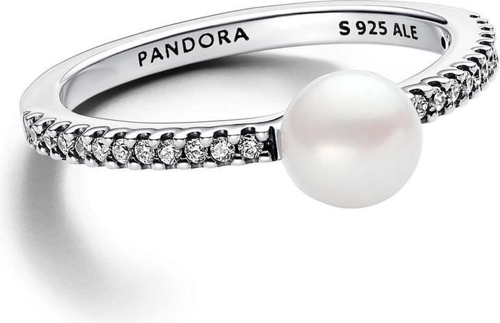 Produktbild Pandora Ring Treated Freshwater Cultured Pearl & PavÃ© (50, 925 Silber)