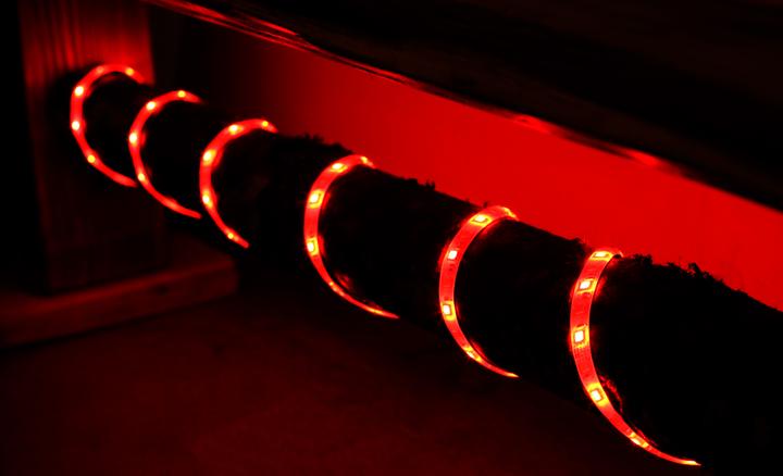 Actual product image MiPow Playbulb Comet+ (RGBW, 200 cm, Indoor)