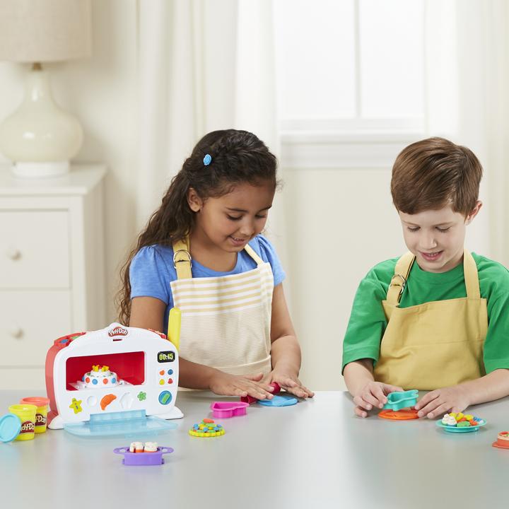 Actual product image Play-Doh Magic Oven