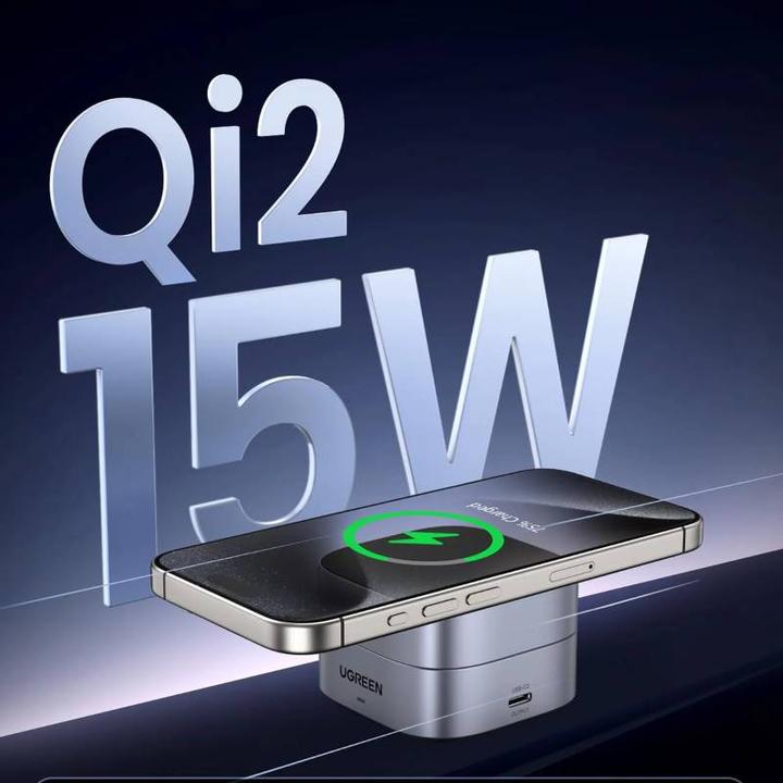 Actual product image Ugreen W702 3in1 inductive charger with MagSafe / Qi2 and USB-C port for phone / headphones - black (15 W)