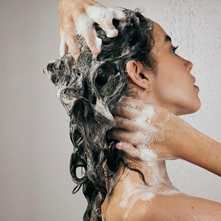 Immagine prodotto Olaplex Manutenzione delle obbligazioni (250 ml, Shampoo liquido)