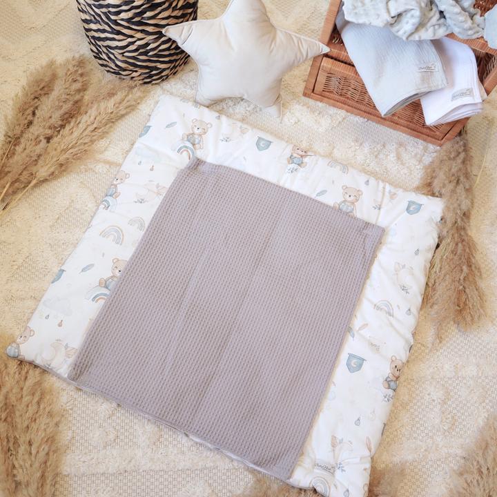 Produktbild Baby-Nest Wickelauflage Waffel Inklusive Abnehmbare Wasserdichte Unterlage |Teddy Bears (80 x 75 cm)