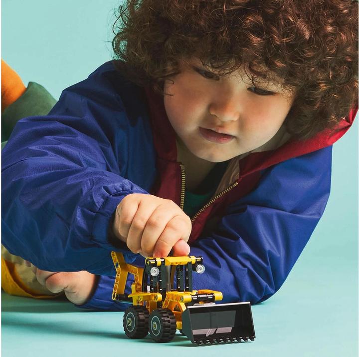 Actual product image LEGO Baggerlader (42197, LEGO Technic)