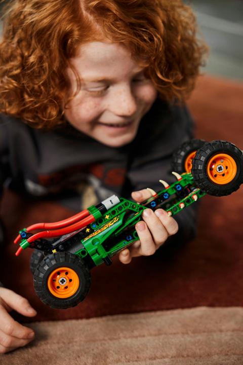 Actual product image LEGO Monster Jam Dragon (42149, LEGO Technic)