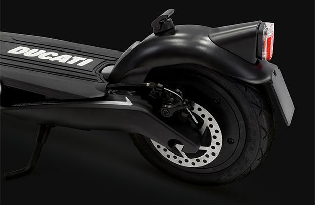 Produktbild Ducati E-Scooter Pro-III (25 km/h, 50 km, 350 W)