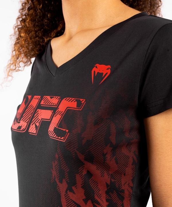 Immagine prodotto UFC | Venum Authentic Fight Week T-shir a manica corta da donna (L)