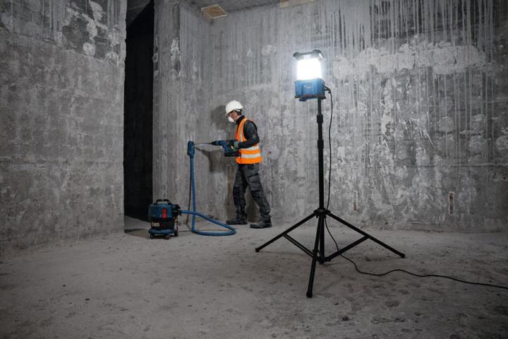 Produktbild Bosch Professional 360°-Hybridstrahler mit 7500 Lumen Bosch (7500 lm)