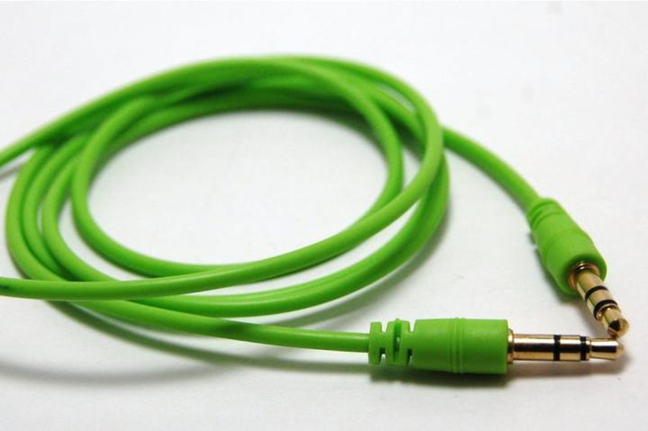 Immagine prodotto Hermex 1 metro di cavo stereo con jack AUX audio da 3,5 mm VERDE (1 m, Connettore da 3,5 mm (AUX))